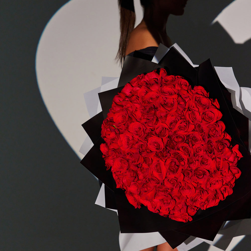 
                  
                    100 Roses
                  
                