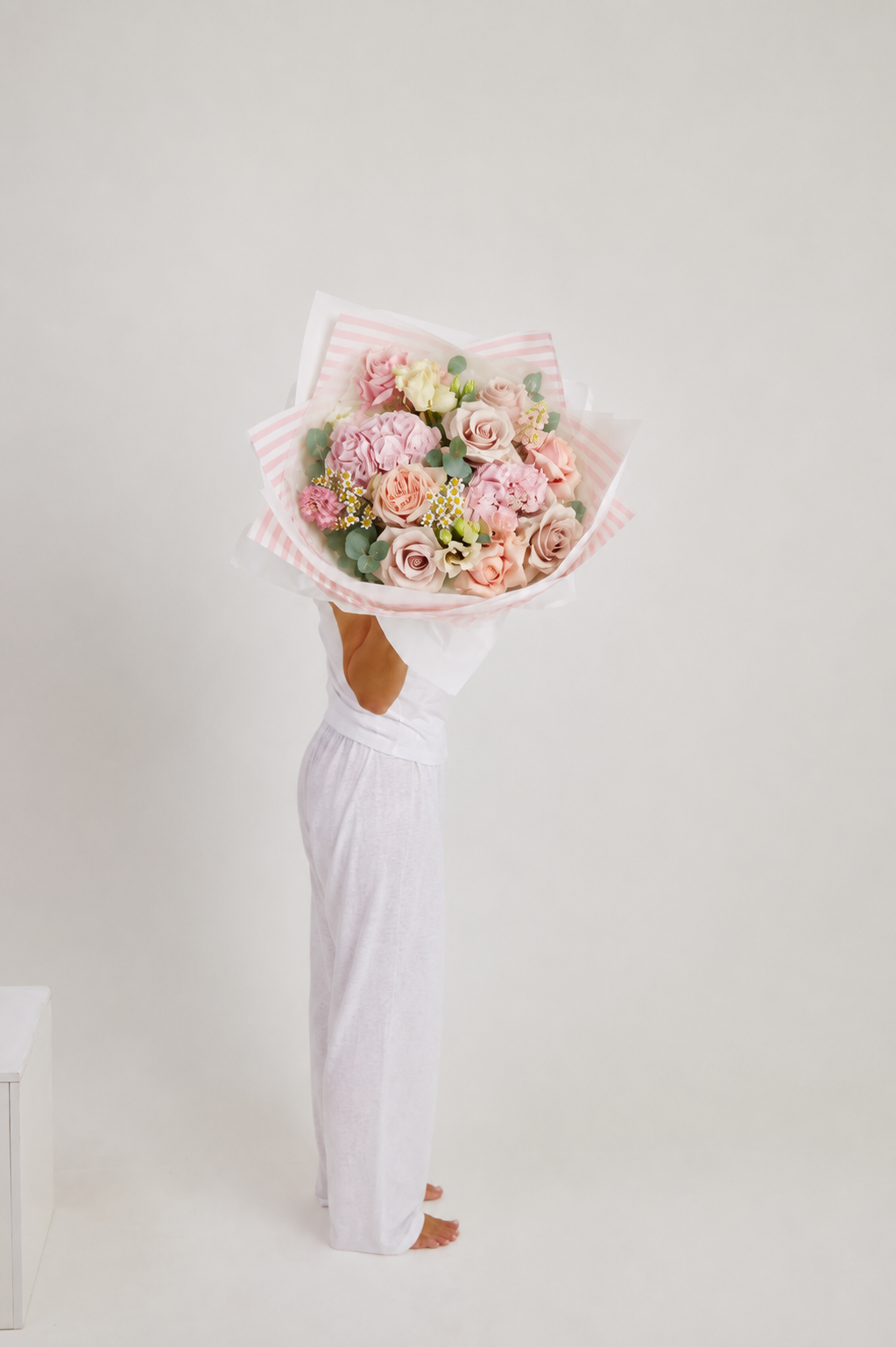 Peach with Daisies | Summer Collection