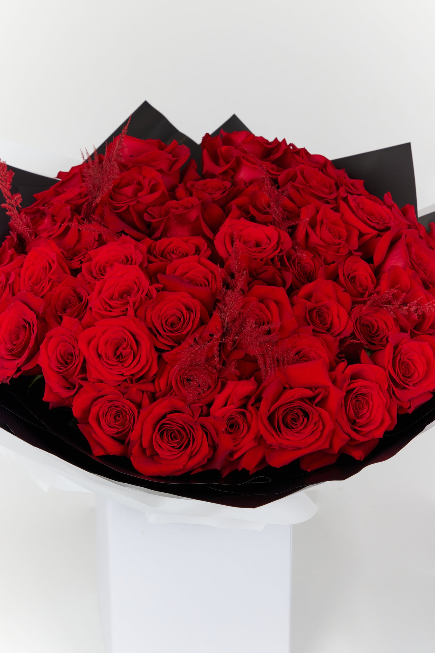 50 Red Roses